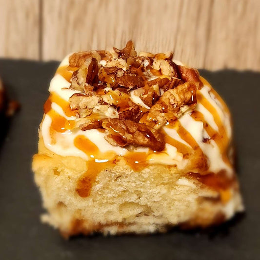pecan caramel roll